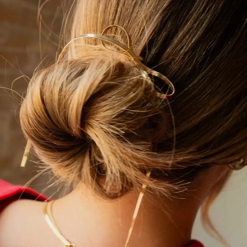 Dainty Gold Bow Ponytail Insert (1704)